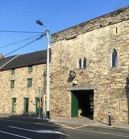 The Tower House B&B Thomastown  Bagian luar foto